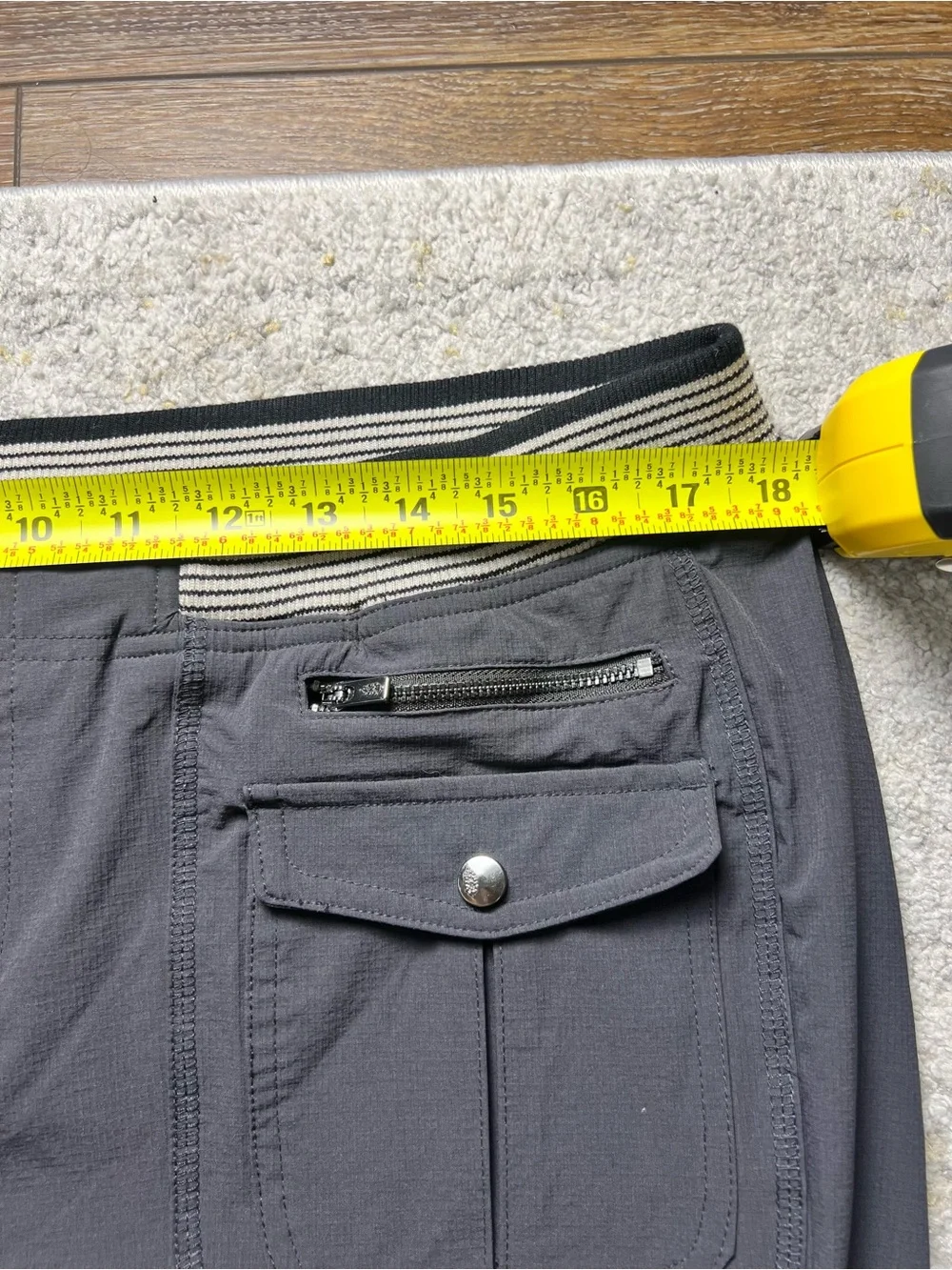 FP Movement Cascade Hike Flares Pants Black L/XL Cargo Hiking Y2K Utility